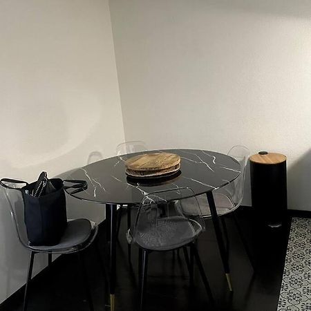 Apartament Le Chic Lourdes Zewnętrze zdjęcie