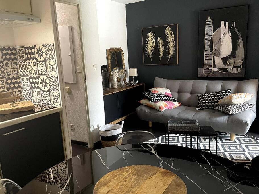 Apartament Le Chic Lourdes Zewnętrze zdjęcie